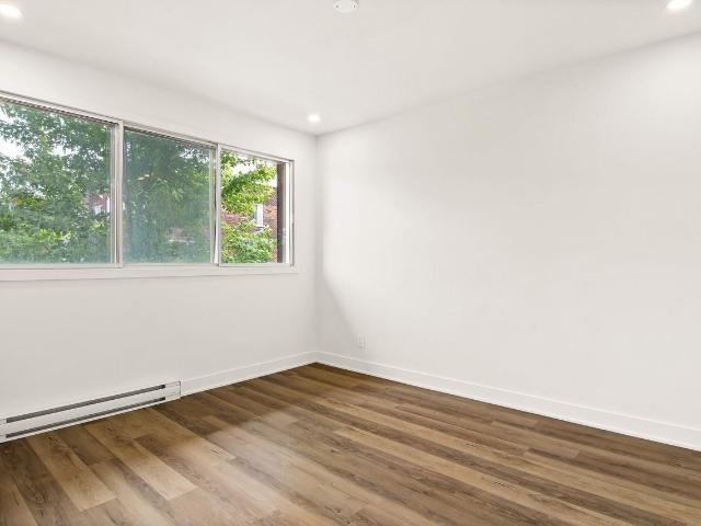 Apartment for rent in St. Leonard's, Quebec