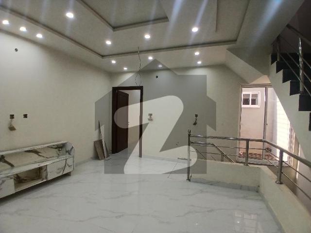 House for sale in Faisalabad, Islamabad Capital Territory