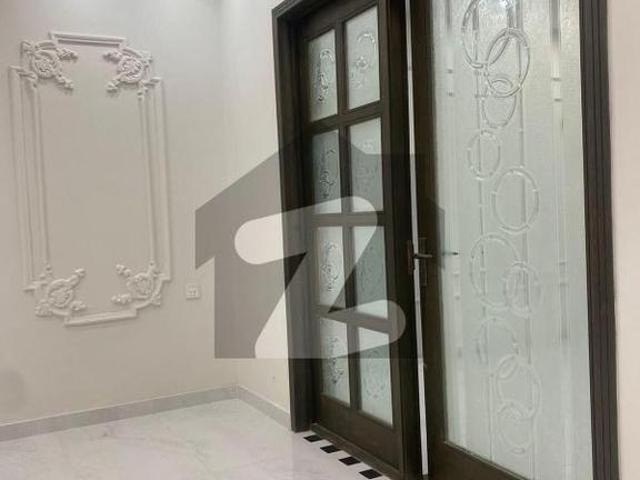 House for sale in Faisalabad, Islamabad Capital Territory