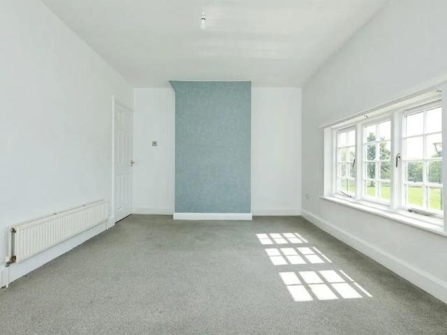 House for rent in Creswell Model Village, Elmton