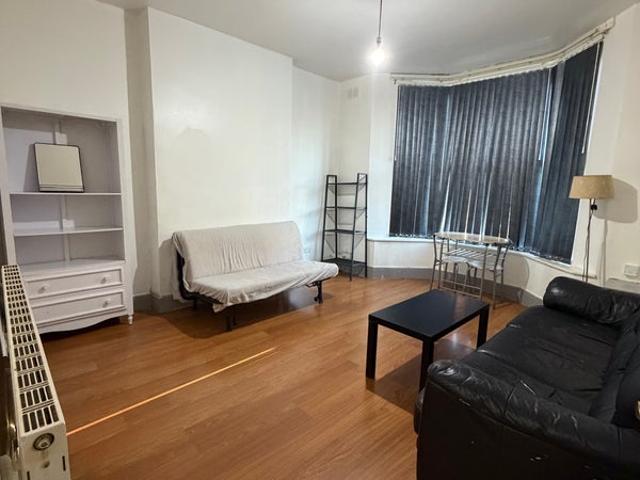 Apartment for rent in Wake Green, Birmingham