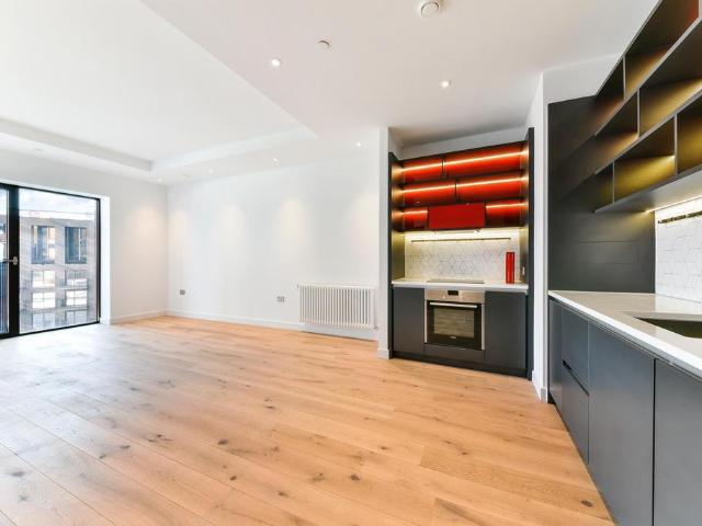 Apartment for rent in London City Island, Blackwall