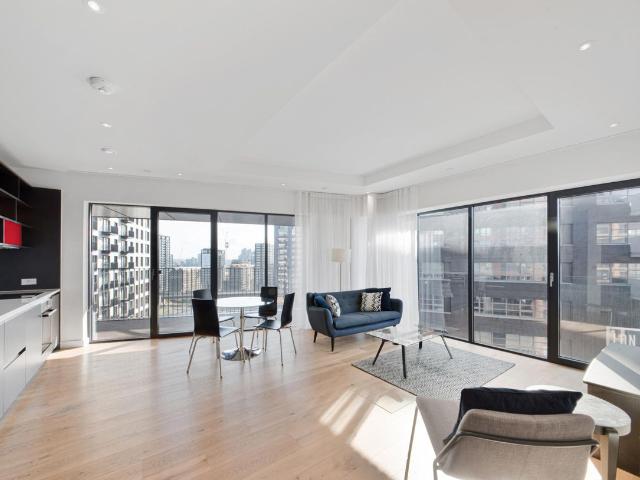 House for rent in London City Island, Blackwall