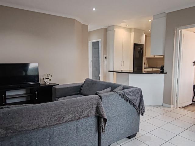Apartment for rent in Vredekloof, City of Cape Town