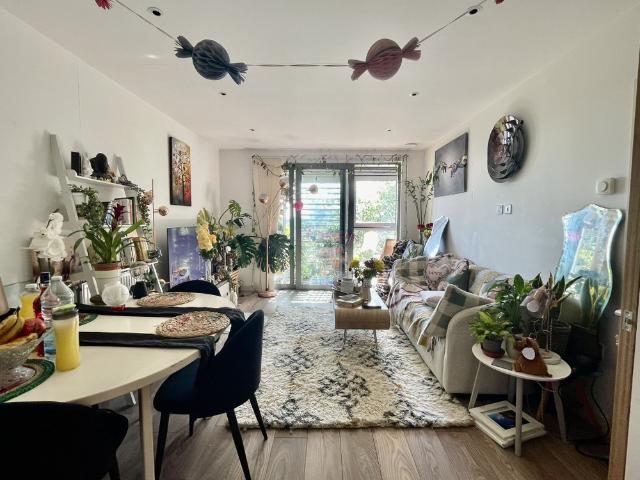 Apartment for rent in London Borough of Hounslow, Greater London