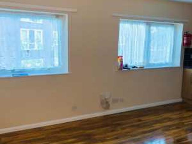Flat for sale in Stratford