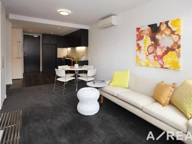Apartment for rent in St Kilda, Melbourne
