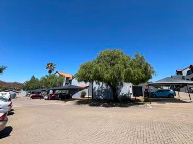 Townhouse for sale in Johannesburg, Gauteng