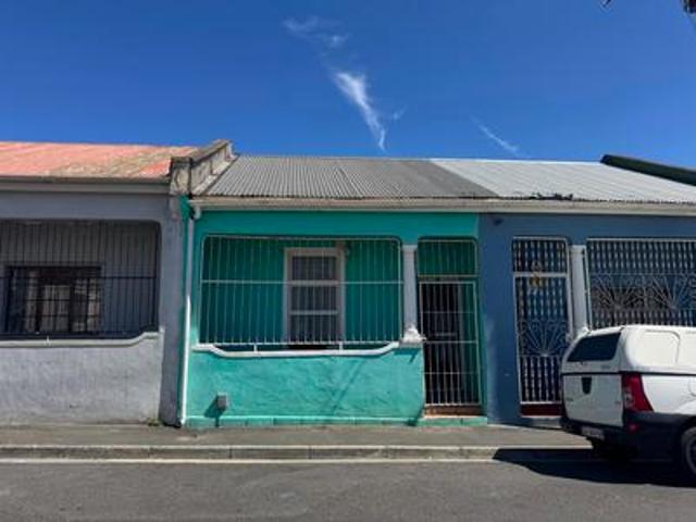 House for sale in Cape Town, Western Cape