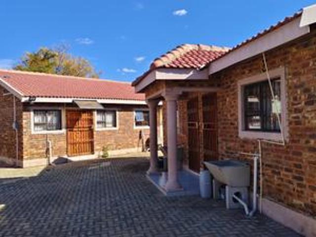 Apartment for rent in Potchefstroom, Tlokwe Local Municipality