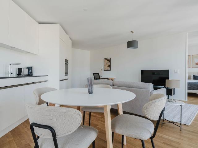 Apartment mieten in Einigen, Zürich