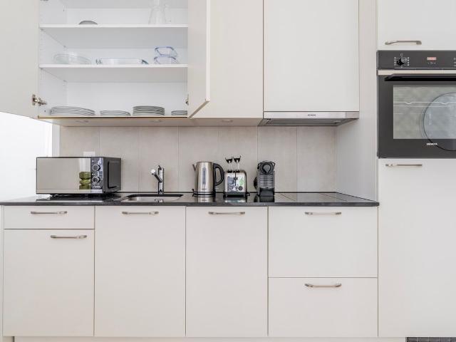 Apartment mieten in Einigen, Zürich