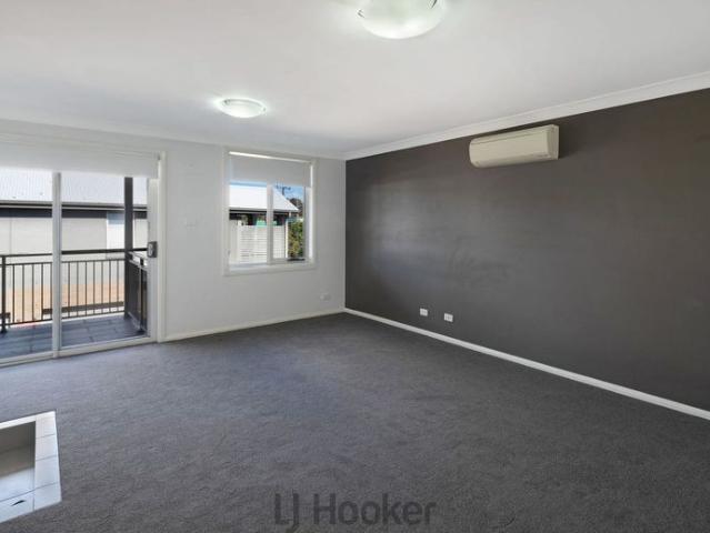 Townhouse for rent in Ambergate, New South Wales