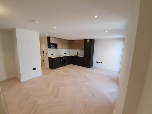 Apartment for rent in St. George in the East, Greater London