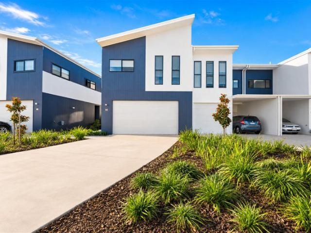 Townhouse for sale in Fernbrook, Queensland