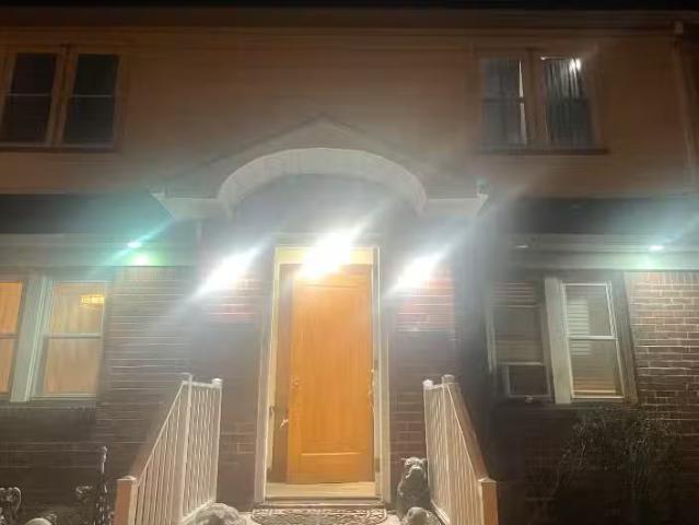 Condo for rent in Clifton