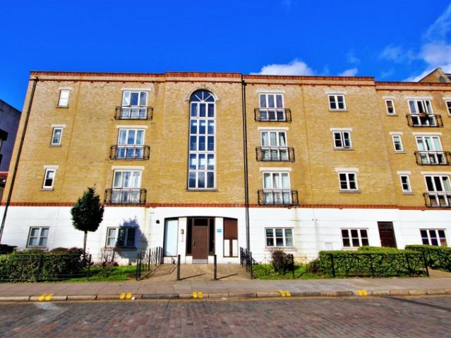 Apartment for rent in Whitechapel, Greater London