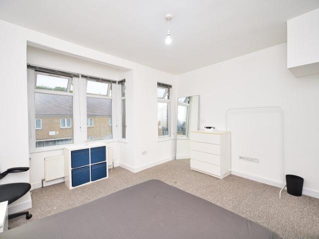 Apartment for rent in Upton Park, Greater London
