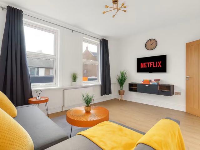 Apartment for rent in Upton Park, Greater London