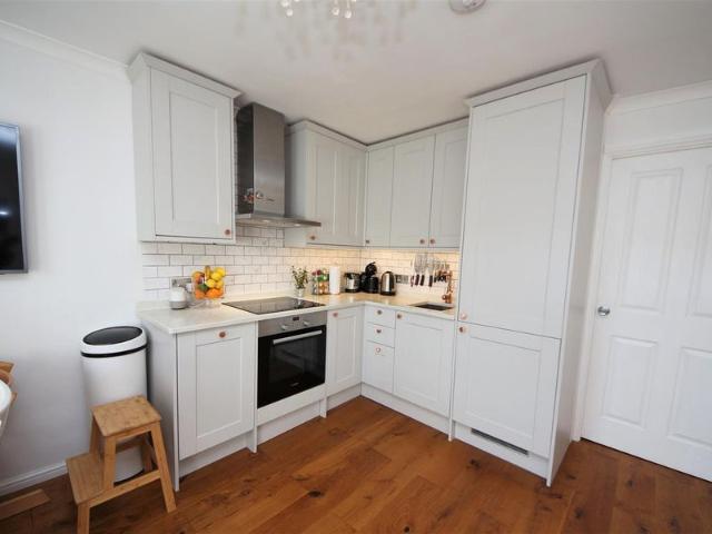 Apartment for rent in Chesterton, Arbury
