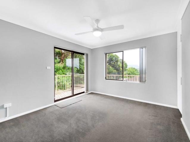 Townhouse for rent in Wollongong West, New South Wales
