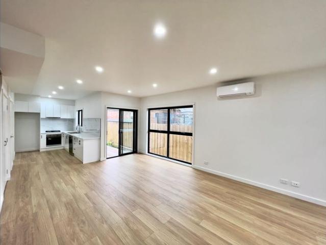 Townhouse for rent in Camerons Creek, Victoria
