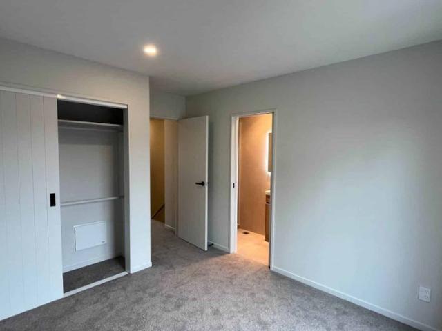 Townhouse for rent in Panmure
