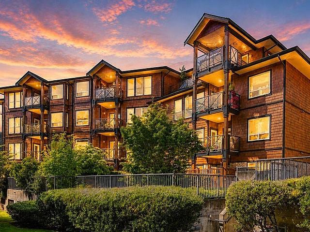 Condo for sale in British Columbia
