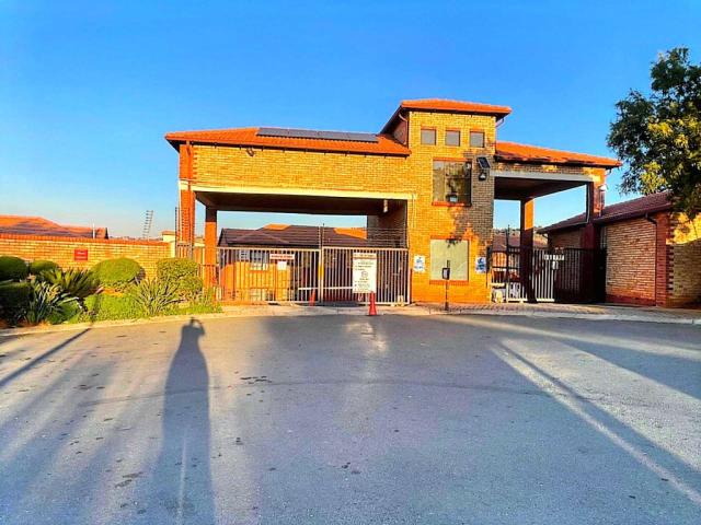 Apartment for rent in Nooitgedacht, Gauteng