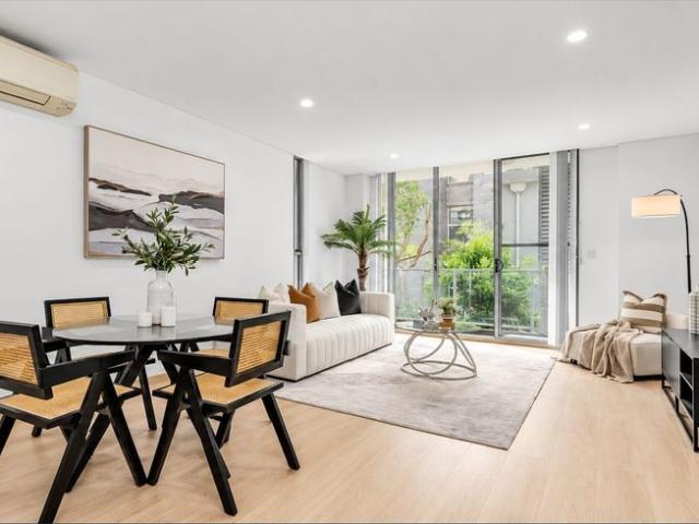 Apartment for rent in Mobbs Hill, Sydney