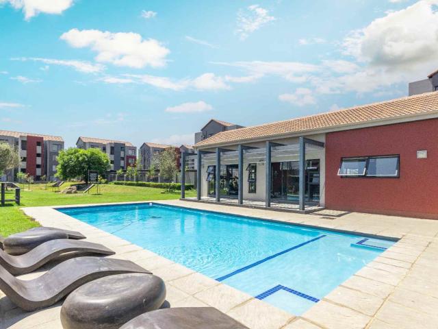 Apartment for rent in Douglasdale, Randburg