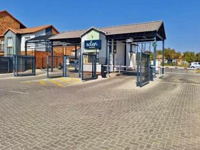 Apartment for sale in Waterkloof, Gauteng
