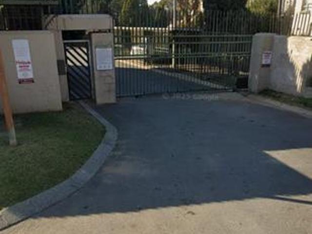 Apartment for sale in Nooitgedacht, Gauteng