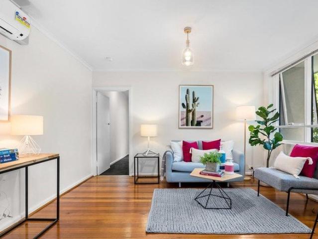 Apartment for rent in St Kilda, Melbourne