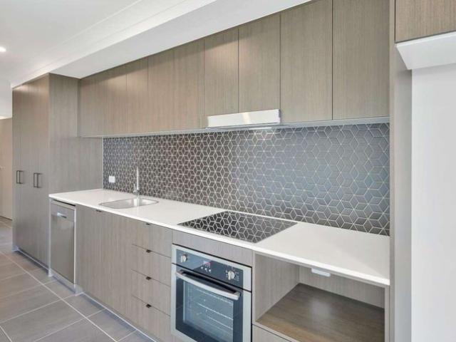 Duplex for rent in Rothwell, Greater Brisbane