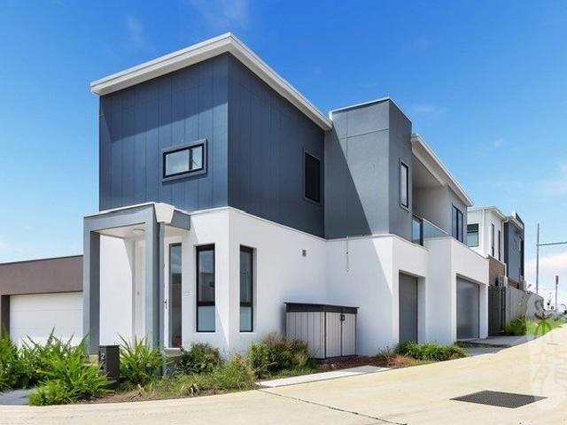 Duplex for rent in Sydney, New South Wales