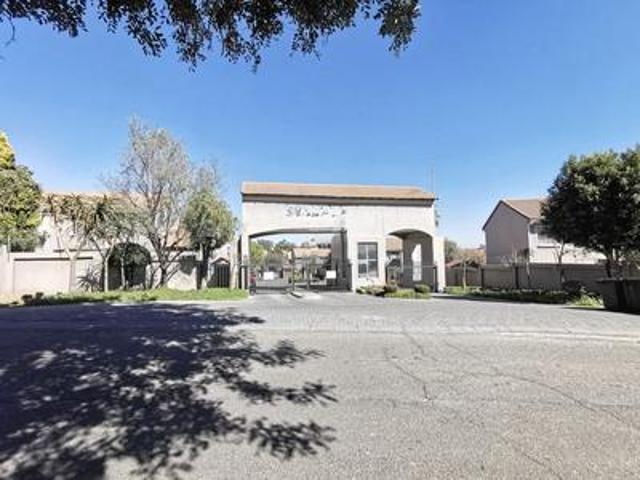 Townhouse for sale in Tembisa, Gauteng
