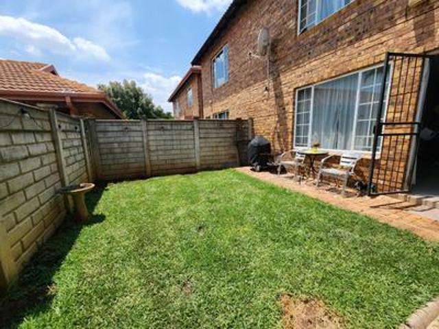 Townhouse for sale in Pretoria East, Pretoria