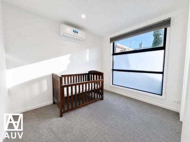 Townhouse for rent in Camerons Creek, Victoria