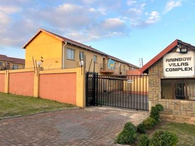 Apartment for sale in Nooitgedacht, Gauteng