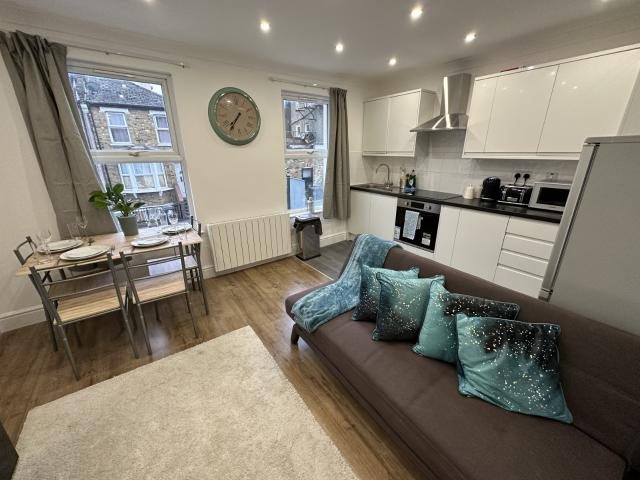 Apartment for rent in London Borough of Lewisham, Ladywell