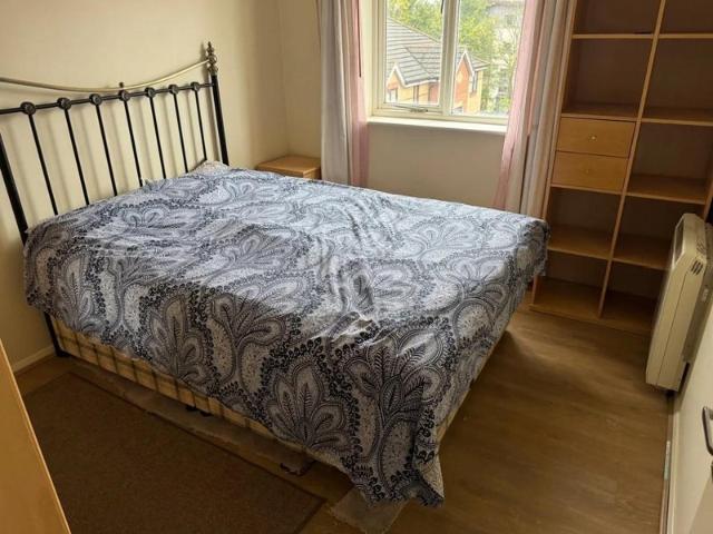 Apartment for rent in Bowes, Greater London