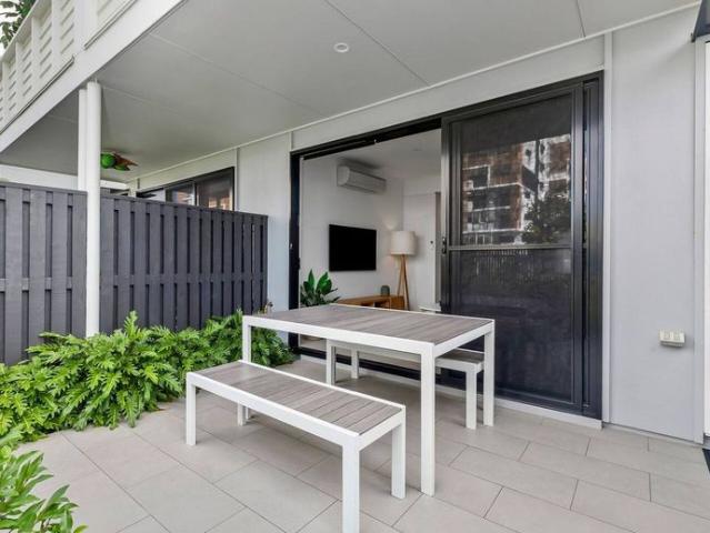 Townhouse for rent in Kings Creek, Queensland