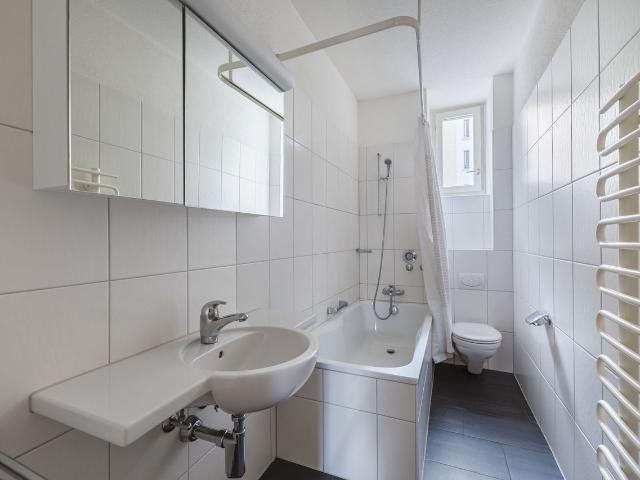 Apartment mieten in Einigen, Zürich