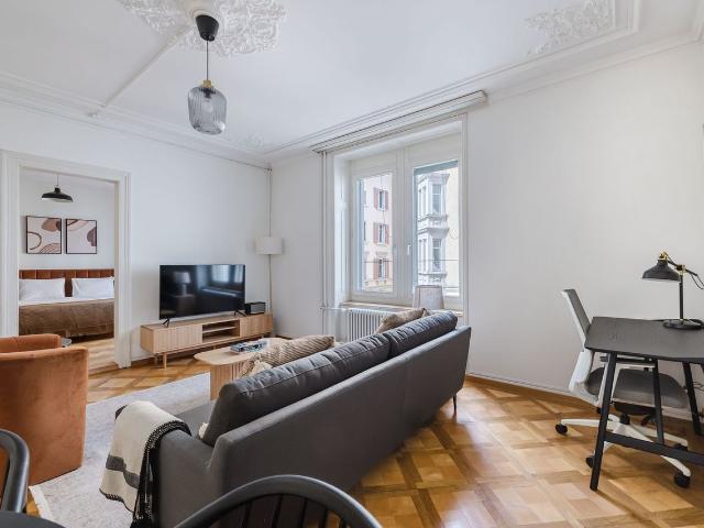 Apartment mieten in Einigen, Zürich