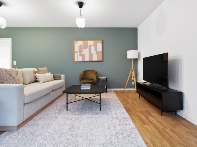 Apartment mieten in Einigen, Zürich