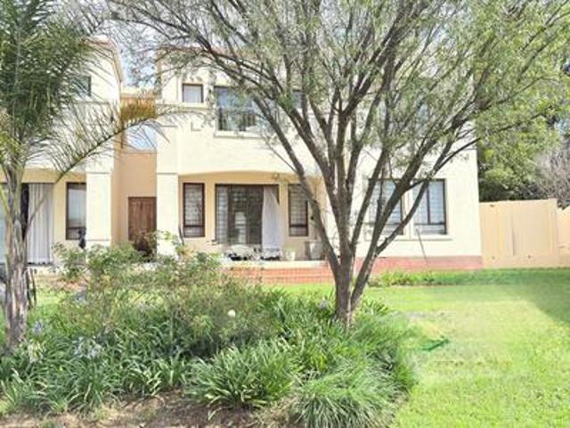 Apartment for sale in Alexandra, Gauteng