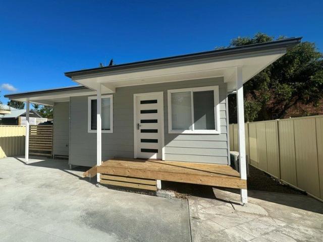 Apartment for rent in Berkeley Vale, Gosford
