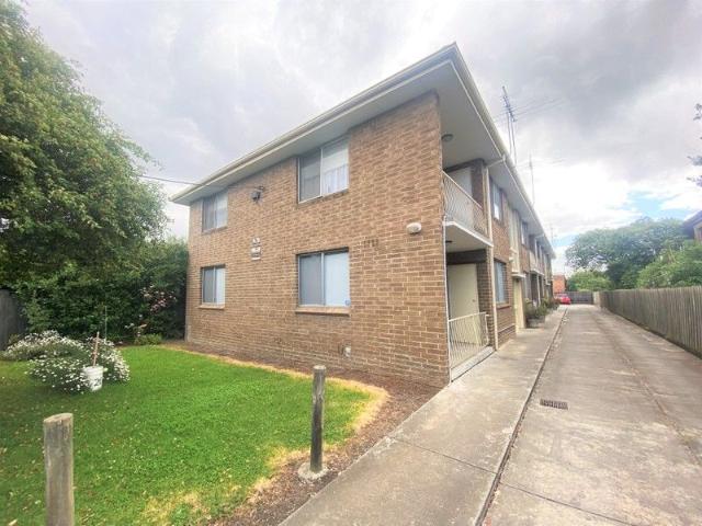 Apartment for rent in Kingsville, Victoria