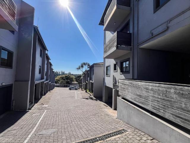 Apartment for sale in Seaview, Kwazulu-natal